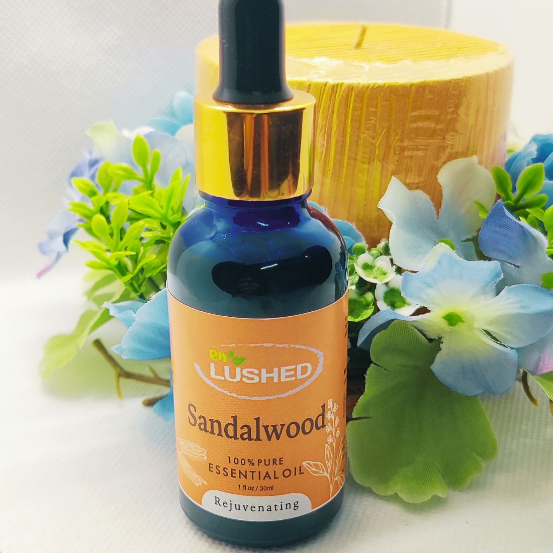 Pure and natural Sandalwood Essential Oil for Rejuvenation, Skin Benefits and Aromatherapy